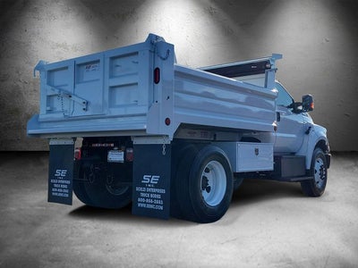 2027 Ford F-650SD Base DRW