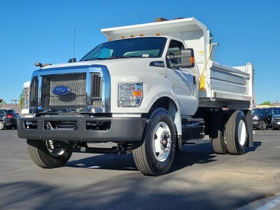 2027 Ford F-650SD Base DRW