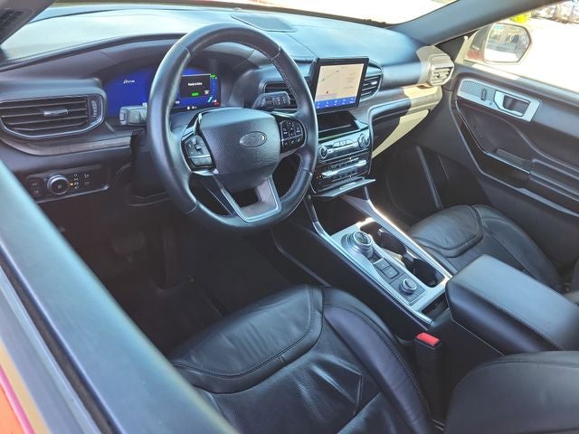 2023 Ford Explorer Platinum