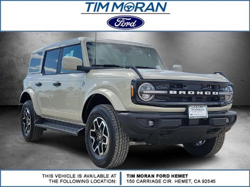 2026 Ford Bronco Outer Banks