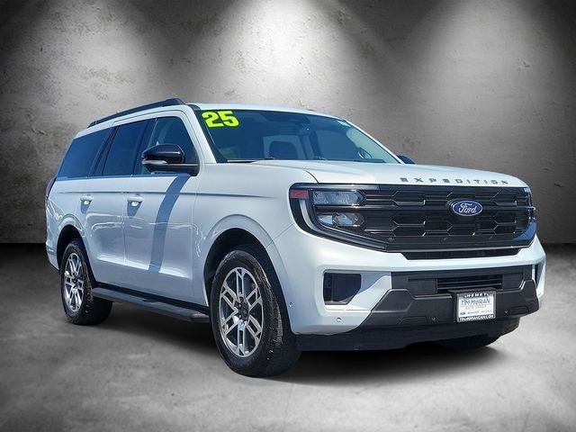 2025 Ford Expedition Active