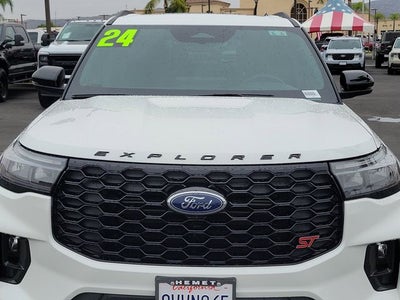 2025 Ford Explorer ST