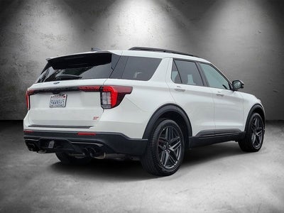 2025 Ford Explorer ST