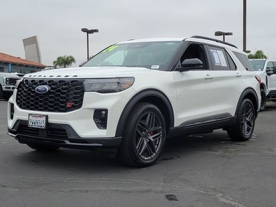 2025 Ford Explorer ST