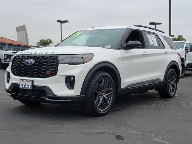 2025 Ford Explorer ST