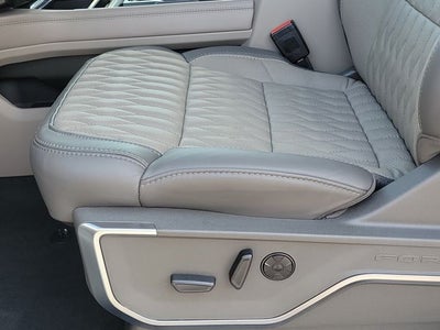 2026 Ford F-350SD Platinum DRW