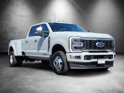 2026 Ford F-350SD Platinum DRW