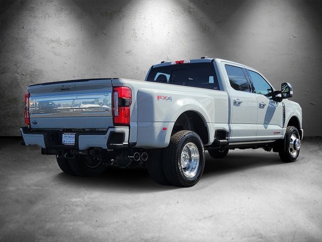 2026 Ford F-350SD Platinum DRW