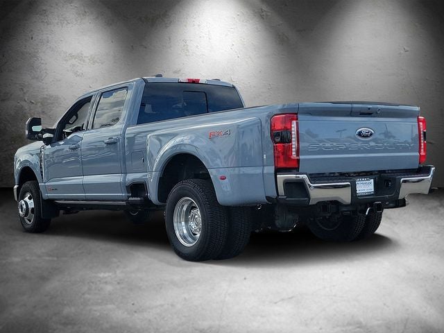 2025 Ford F-350SD Lariat DRW