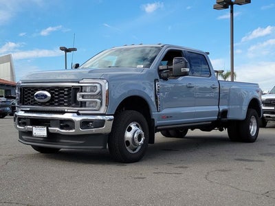 2025 Ford F-350SD Lariat DRW