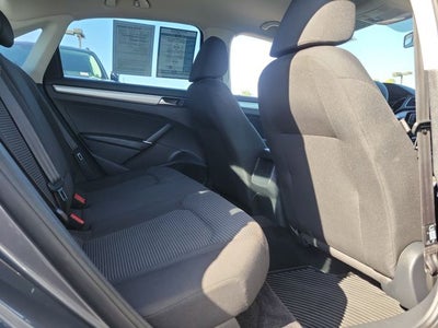 2017 Volkswagen Passat 1.8T S