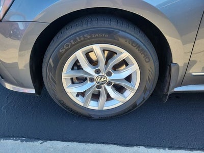 2017 Volkswagen Passat 1.8T S