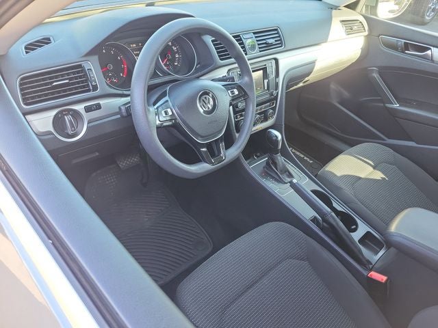 2017 Volkswagen Passat 1.8T S