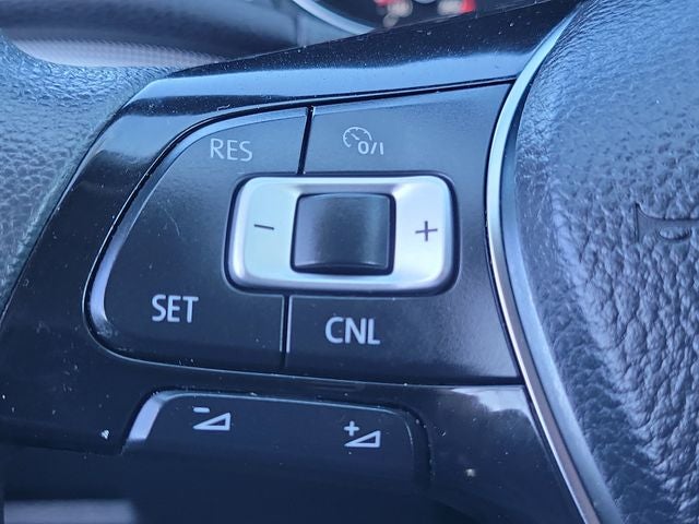 2017 Volkswagen Passat 1.8T S