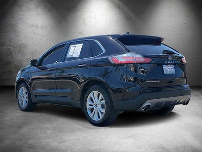 2022 Ford Edge Titanium