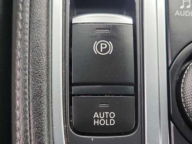 2022 INFINITI QX60 LUXE