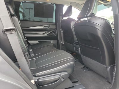 2022 INFINITI QX60 LUXE