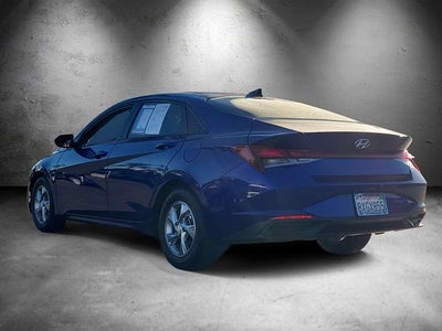2021 Hyundai Elantra SE