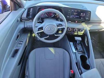 2021 Hyundai Elantra SE