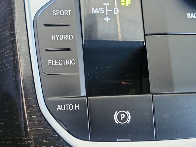 2021 BMW 3 Series 330e iPerformance