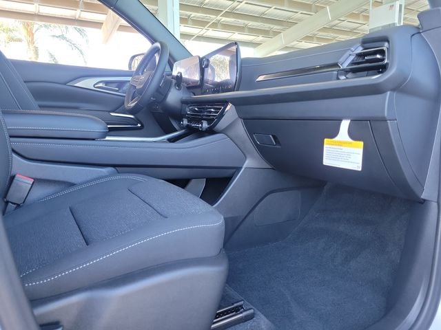 2027 Chevrolet Traverse LT 2LT