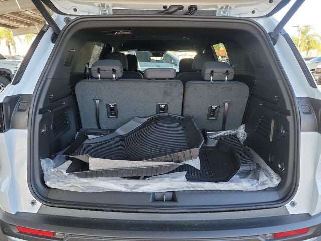 2027 Chevrolet Traverse LT 2LT