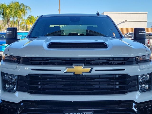 2026 Chevrolet Silverado 2500HD Custom