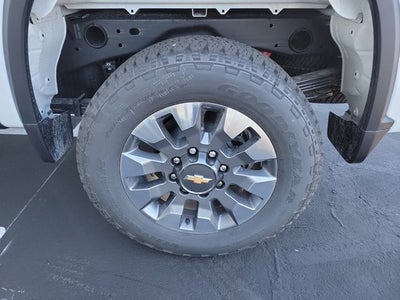 2026 Chevrolet Silverado 2500HD Custom