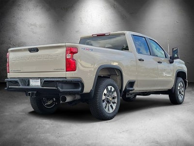 2026 Chevrolet Silverado 2500HD Custom