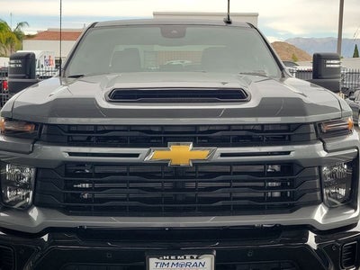 2026 Chevrolet Silverado 2500HD Custom