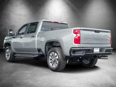 2026 Chevrolet Silverado 2500HD Custom