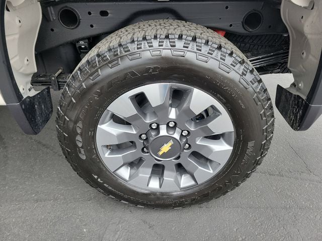 2026 Chevrolet Silverado 2500HD Custom