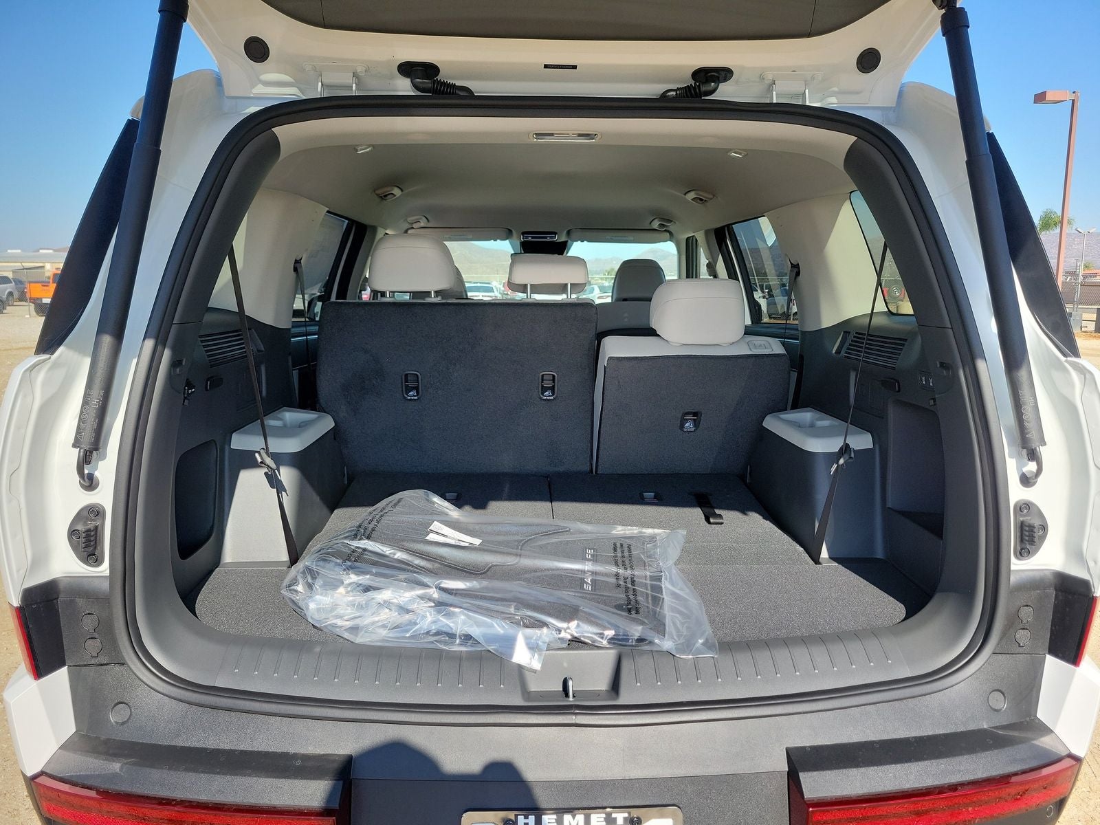 2026 Hyundai Santa Fe SE