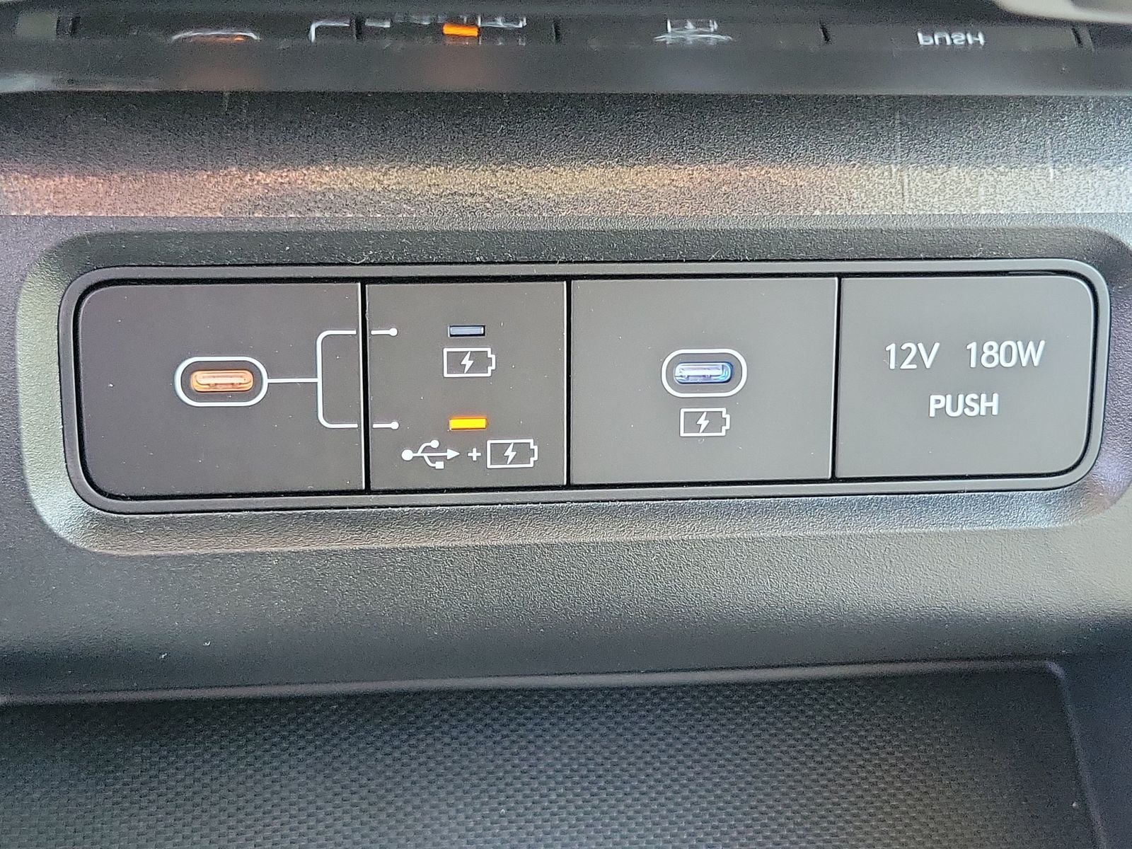 2026 Hyundai Tucson Hybrid SE