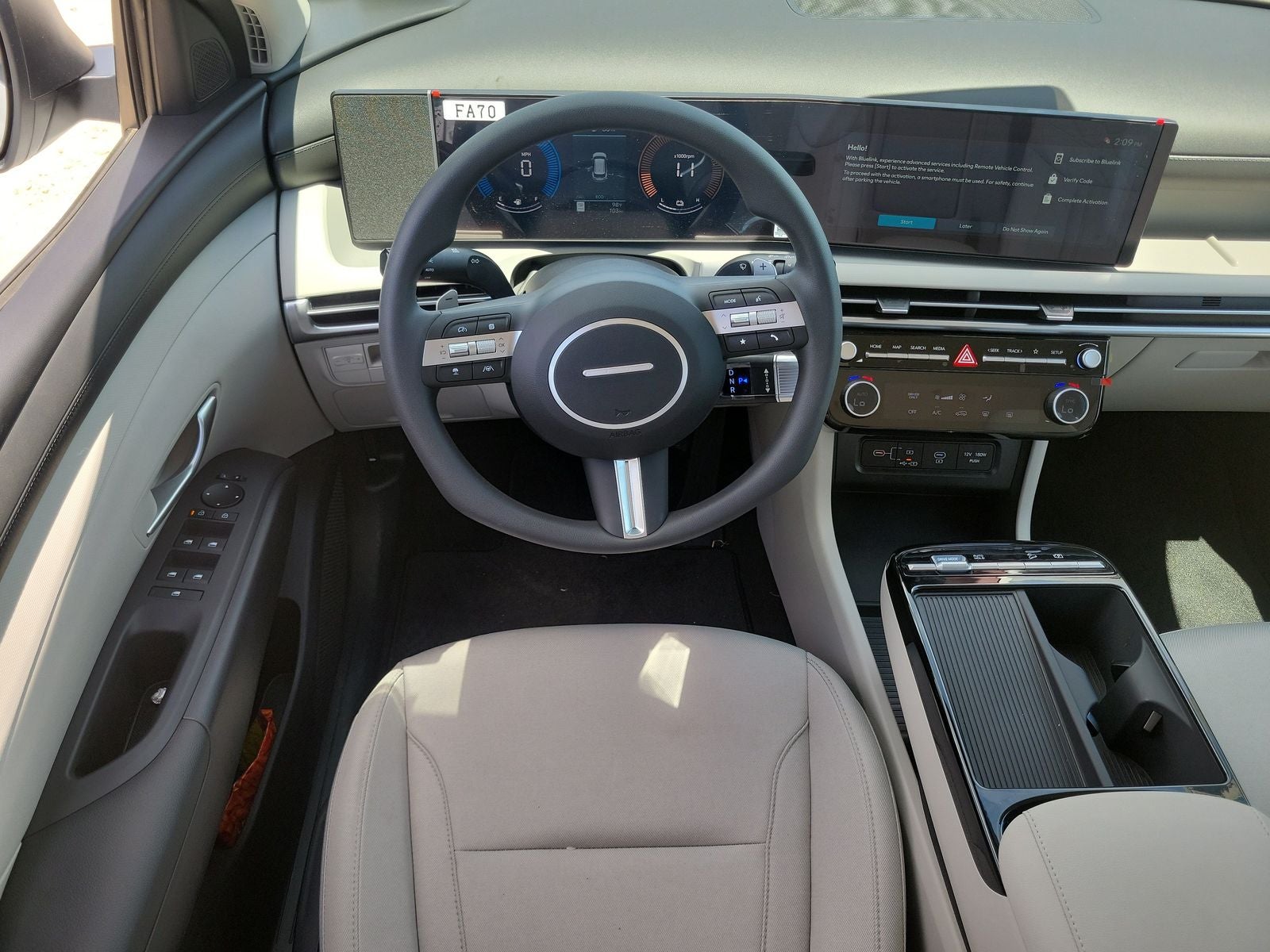 2026 Hyundai Tucson Hybrid SE