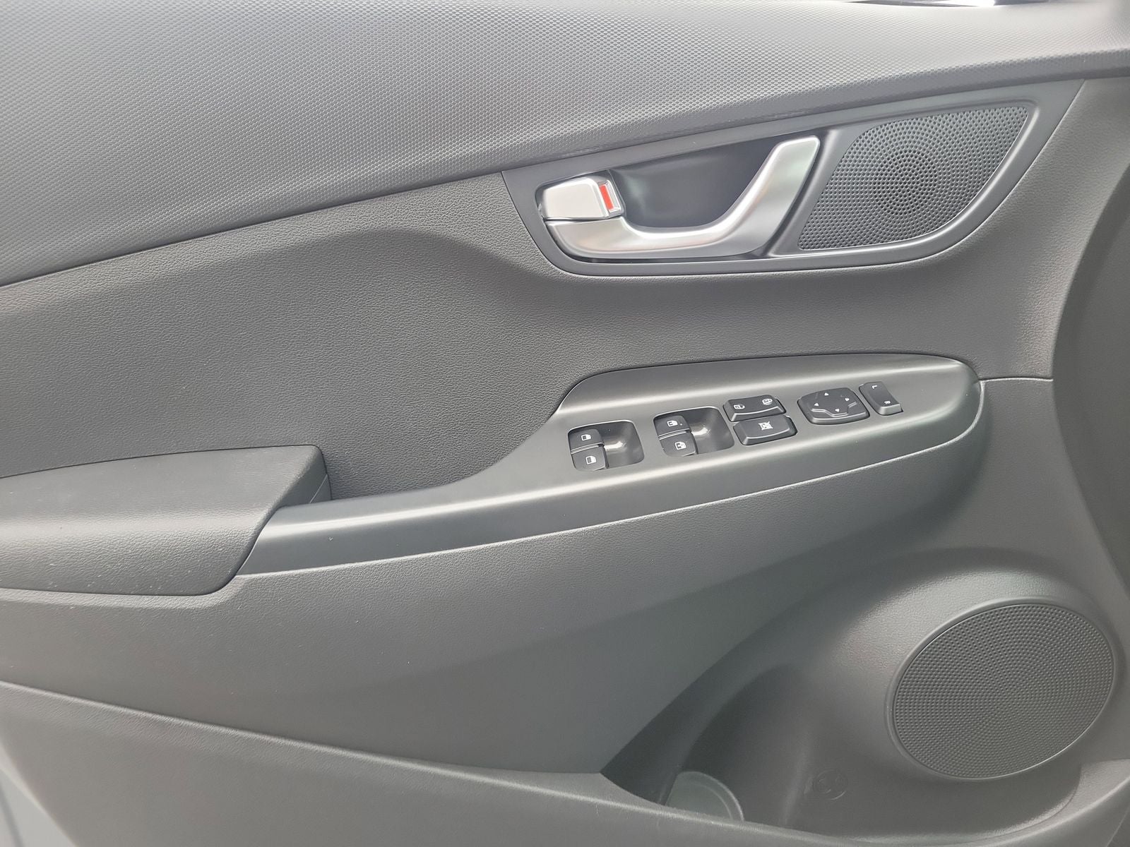 2023 Hyundai Kona Electric SEL
