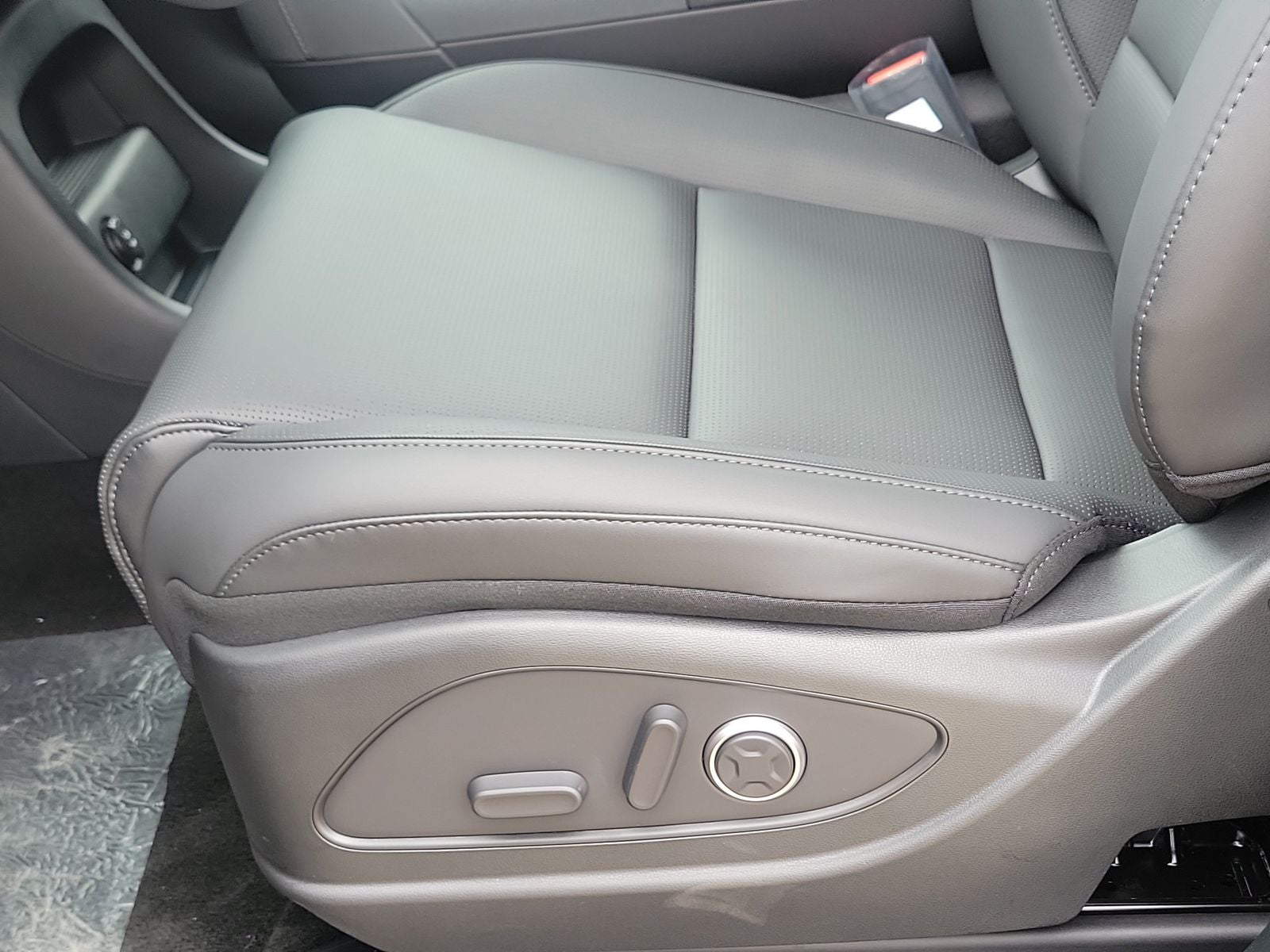 2026 Hyundai Palisade Hybrid Blue SEL Premium 7 Passenger