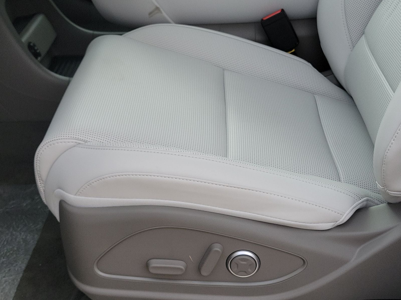 2026 Hyundai Palisade Hybrid SEL Premium 7 Passenger
