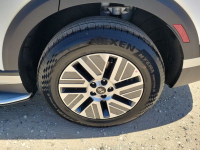 2027 Hyundai Palisade Hybrid Calligraphy 8 Passenger