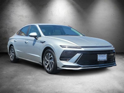 2026 Hyundai Sonata Hybrid Blue