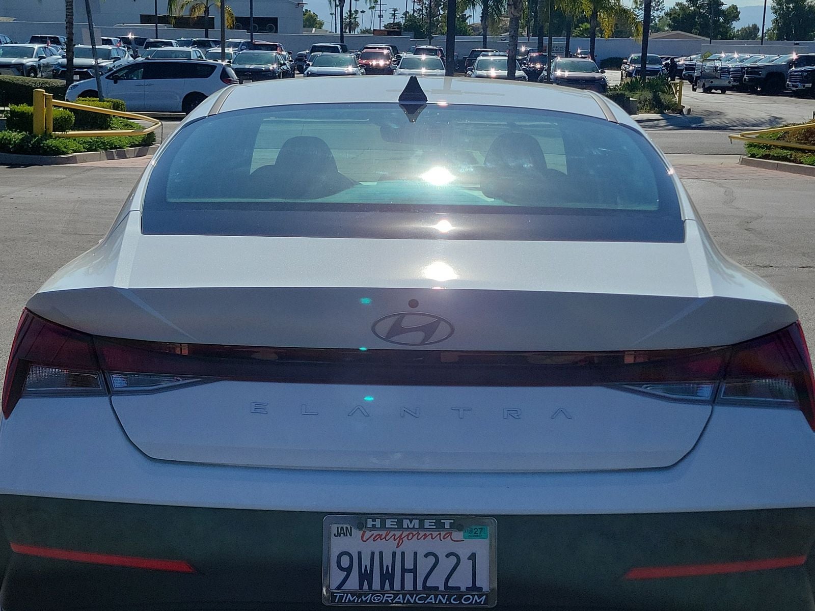 2025 Hyundai Elantra SE