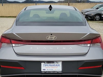 2026 Hyundai Elantra SE