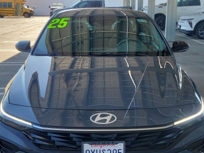 2025 Hyundai Elantra SEL Sport