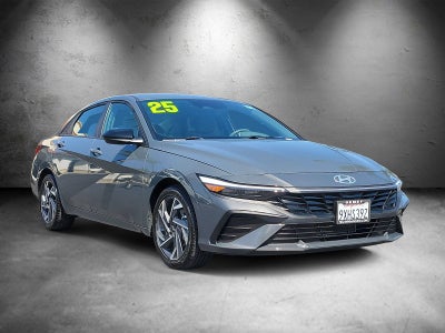 2025 Hyundai Elantra SEL Sport