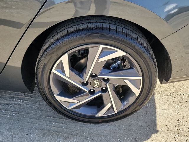 2026 Hyundai Elantra Hybrid Limited