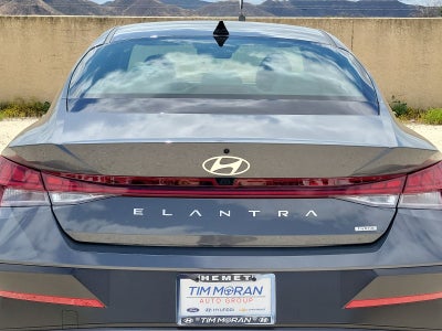 2026 Hyundai Elantra Hybrid Limited