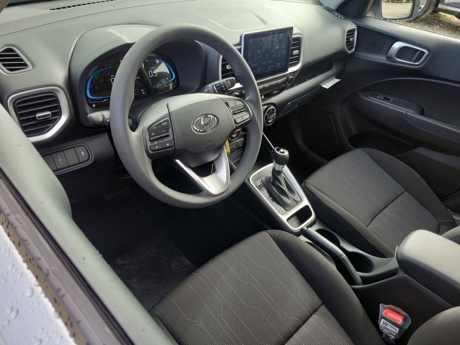 2026 Hyundai Venue SE