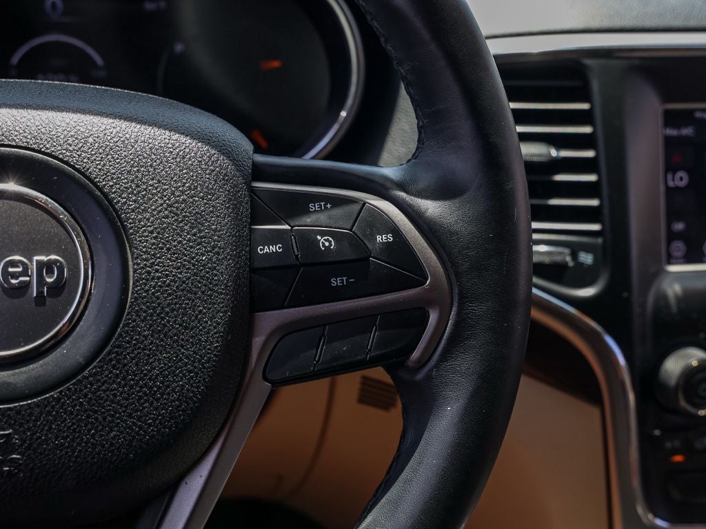 2018 Jeep Grand Cherokee Laredo E