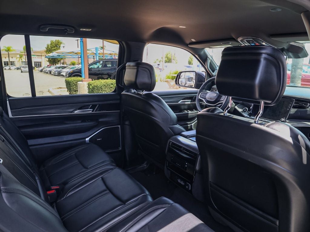 2024 Jeep Wagoneer L Series II
