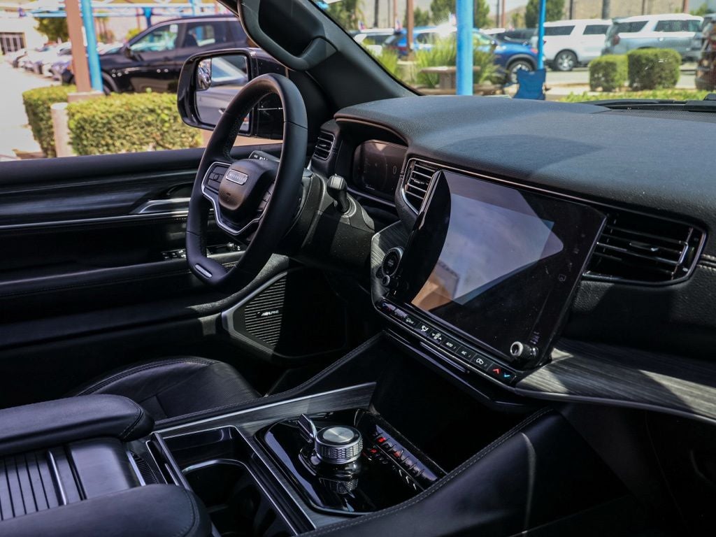 2024 Jeep Wagoneer L Series II